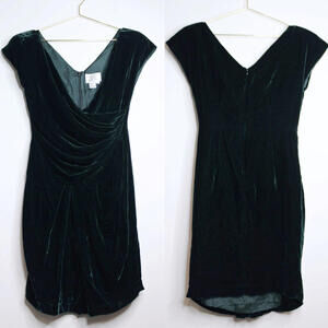VTG Dark Green Velvet Sleeveless Mini Dress - Medium